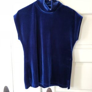 Chico’s crushes velvet blouse top